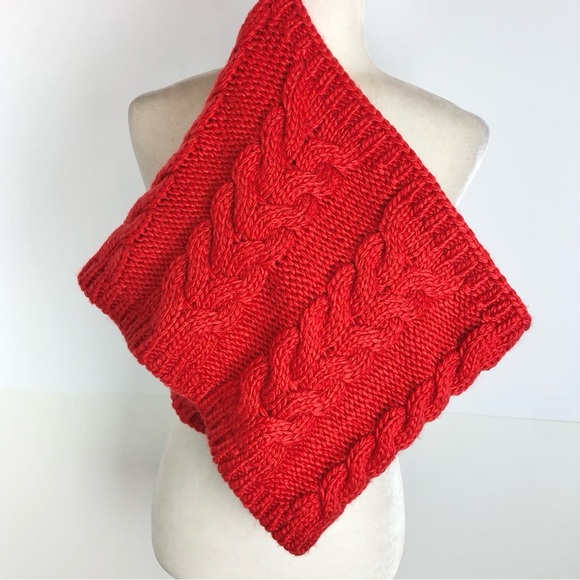 Gap cable-knit neck warmer snood - Picture 3 of 4